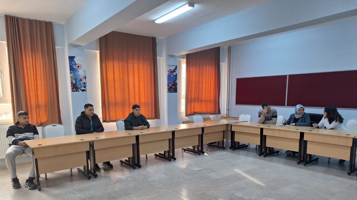 PROJEMİZ İÇİN ÖĞRENCİ SEÇİMİ